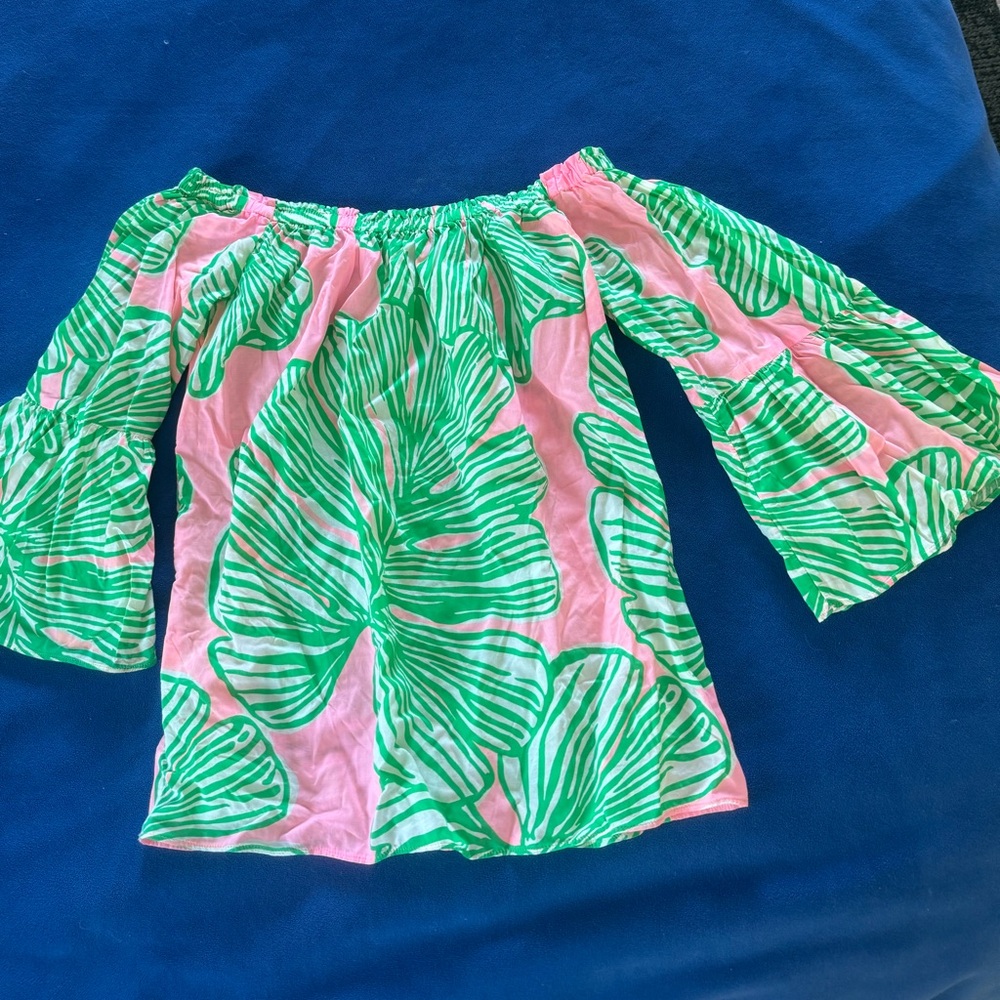 Lilly Pulitzer Pink Off-Shoulder Top with Green Leaf Print